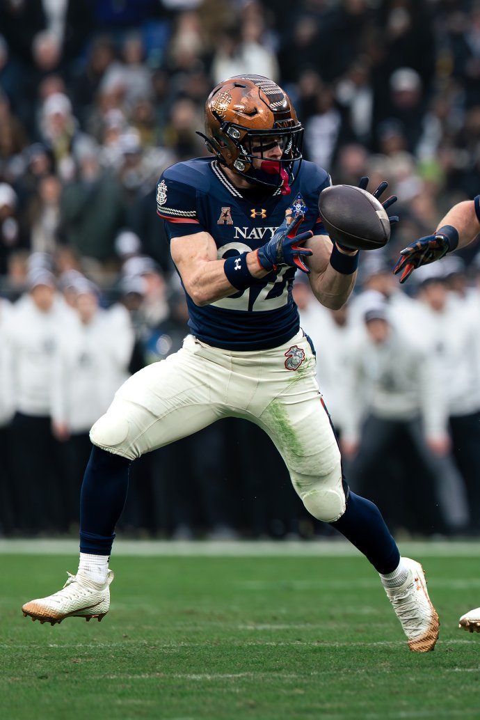 NCAA Football 2025: Navy 17:16 Army