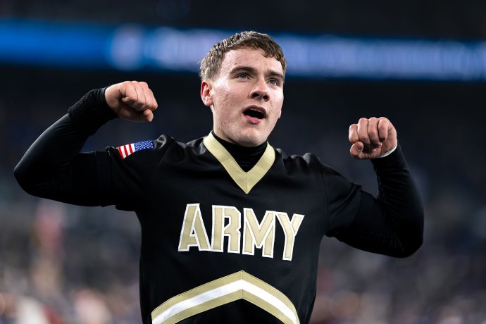 NCAA Football 2025: Navy 17:16 Army