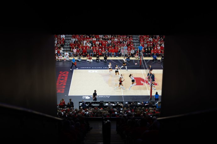 NCAA Volleyball 2025: Nebraska 3:0 Illinois