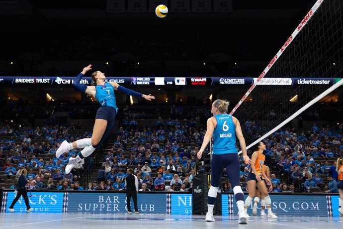 Omaha Supernovas outside hitter Norah TeBrake (7) jumps from the back row during pregame warmups.