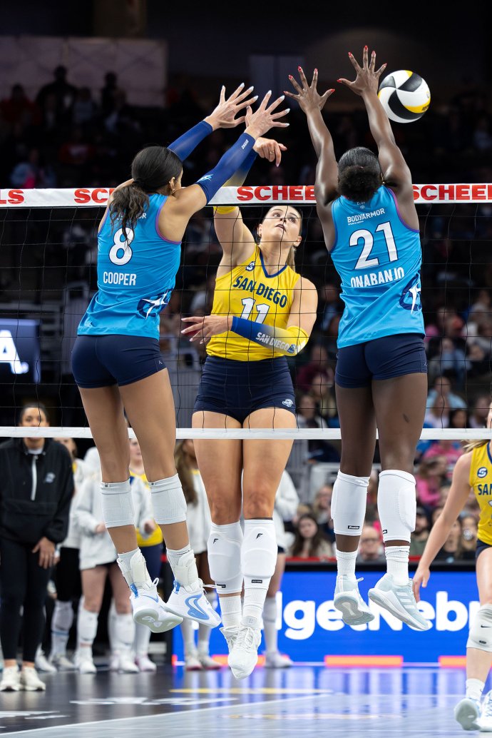 MLV Volleyball 2026: Omaha 3:2 San Diego