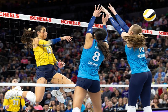 MLV Volleyball 2026: Omaha 3:2 San Diego