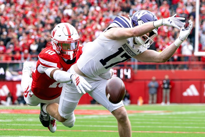 NCAA Football 2025: Nebraska 28:21 Northwestern